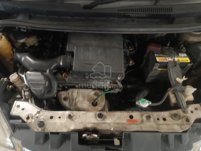 2016 Perodua ALZA 1.5 EZ STANDARD FACELIFT (A) - 4