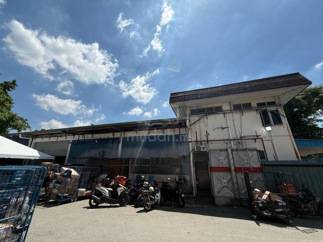 PJS 51 Semi D 1.5 Storey Factory for rent 1
