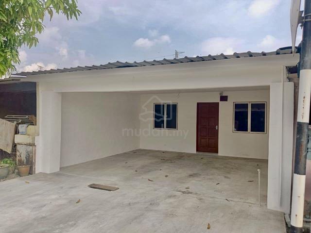 REFURBISHED 🔥3B2B Single Storey Taman Jaya Lukut Springhill PD 1