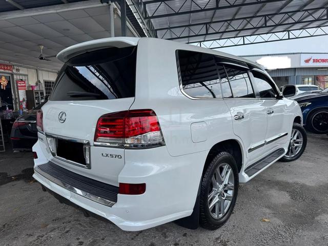2012 Lexus LX570 5.7 (A) Boleh Loan Lagi - 2