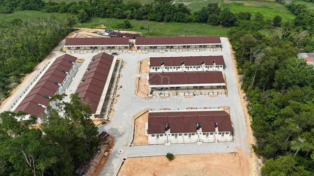 Perumahan tentera penjawat awam taman alamanda labok machang 2