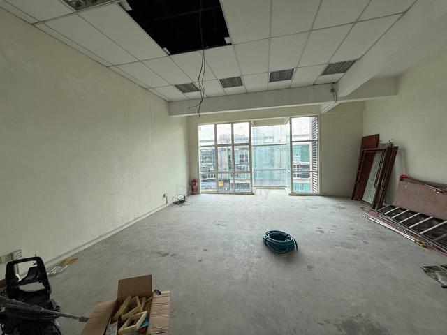 Danga Utama @ Second Floor Shoplot 22x80sqft Good Location 1