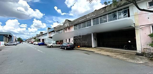 Taman Universiti @ Jln Perdagangan 1.5 Storey Terrace Factory For Sale 1