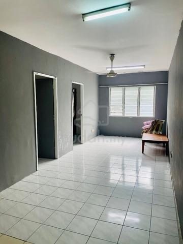 Apartment Lestari (Damansara Damai) 1
