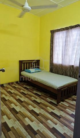 Bilik untuk Disewa (LELAKI)
di BALOK SEJAHTERA, Kuantan, Pahang 1