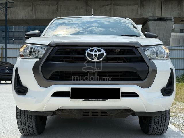 Toyota HILUX 2.4 E(A)WARRANTY TIL 2027 F/LON 1/OWN - 3