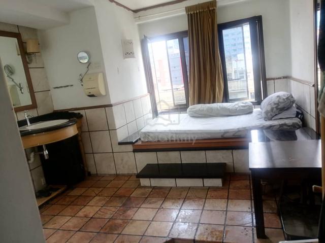 midium room 1