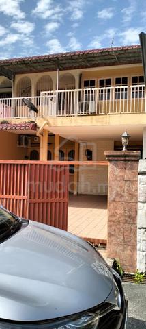 Double Storey Terrace House (Intermediate) for RENT 1