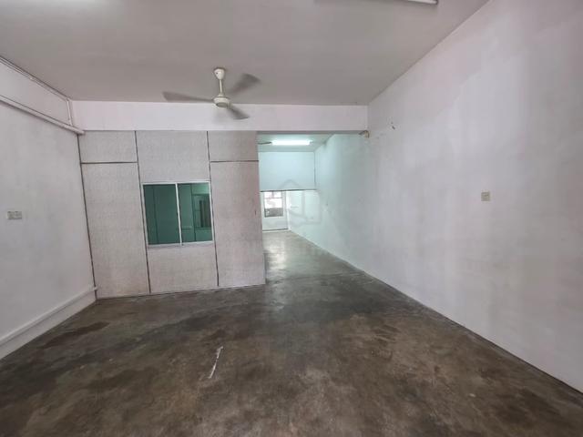 Austin Perdana Shoplot for Rent 1
