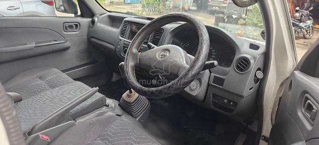 2010 Nissan URVAN 3.0 PANEL (M) - 5