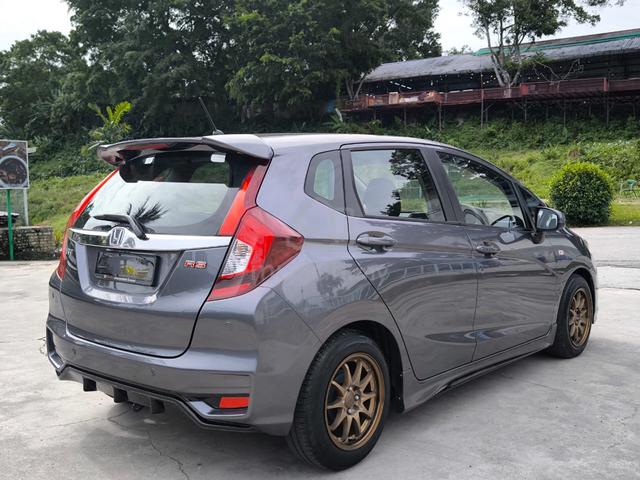 2017 Honda JAZZ 1.5 E (A) - 2