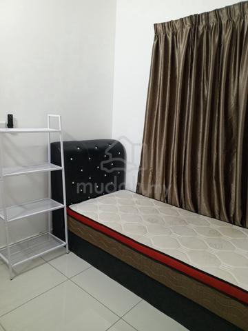 Johor Muar Fully Furnished Cluster house. 1