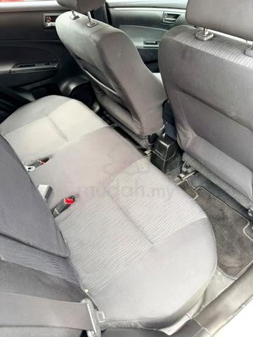 2015 Suzuki SWIFT 1.4 GLX MY2013 FACELIFT (A) - 5