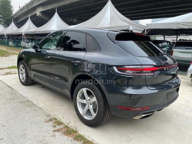 2020 Porsche Macan 2.0 New Facelift Unregistered - 5