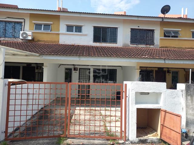 2 storey house - SP 8 @ Bandar Saujana Putra - Ready 15/7 or 31/7 1