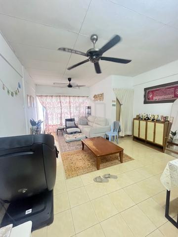 Sri Ilham 1