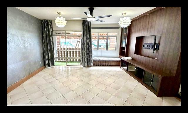 Perdana Exclusive Condo 1