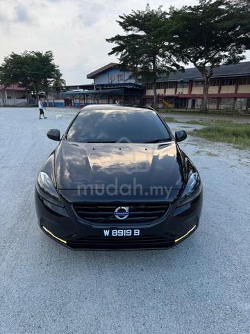 2013 Volvo V40 2.0 T5 (A) - 2