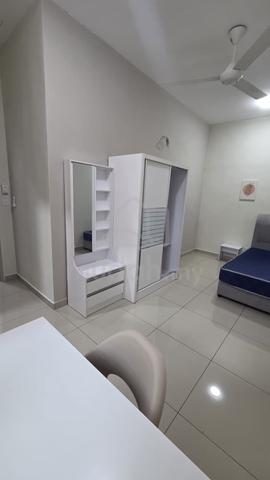 Fully Furnished Medium Room【PrivateBathroom】 For Rent 1