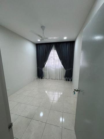 Bilik SEWA WANITA ( BUKIT JALIL OUG) 1