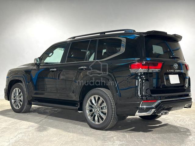 2025 Toyota LANDCRUISER 3.4 300 ZX (A) - 4
