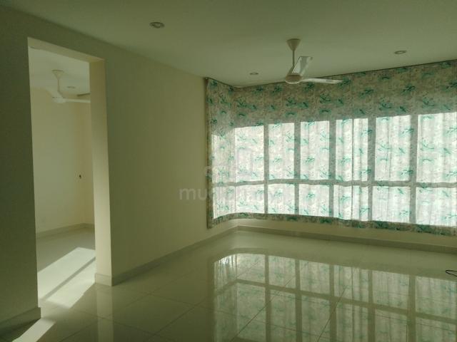 Pine Residence 1