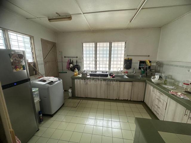 sunway 2 storey house for Sale 4rooms near Taylor Free Legal fee 1