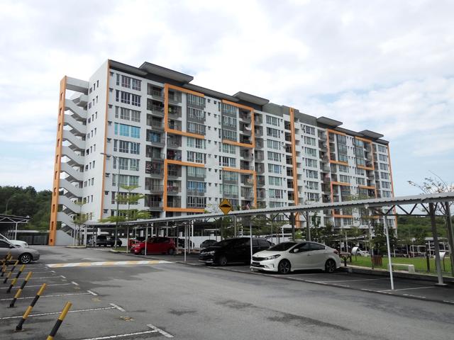 Green Suria Apartment 1