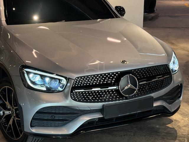 2022 Mercedes Benz GLC300e Coupe MBM Warranty 2028 - 2