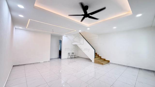 Fully Renovated Double Storey | Unblock View | 22 x 70 1