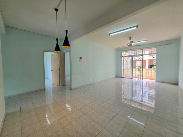 Pelangi Apartment (Bukit Katil) 1