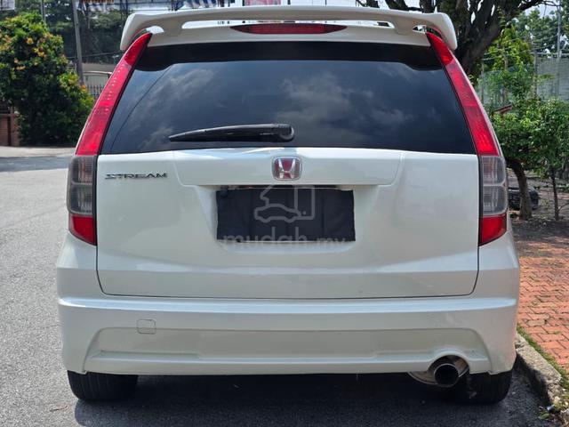Honda STREAM 2.0 I-VTEC RSZ RN8 7SEAT CASH DEAL💰 - 4