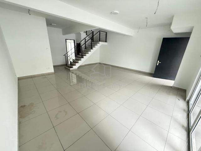 [Below Market] 2 Storey Cressida Elmina Gardens East Shah Alam House 1