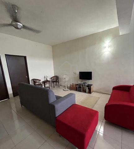 Seri Iskandar Rumah Kedai 2 bilik (House with 2 rooms) 1