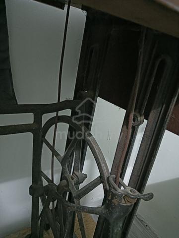 Carousel Image