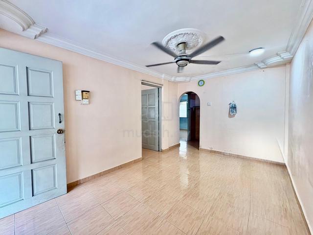 Flat PKNS Seksyen 16 Shah Alam 1