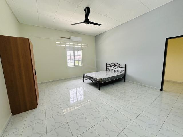 Room For Rent 1