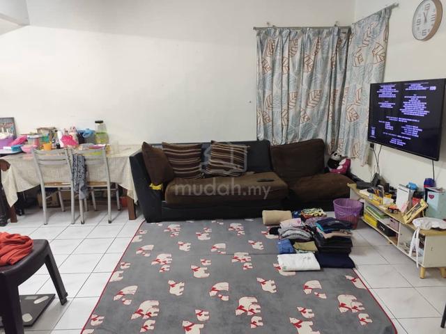 saujana apartment 1