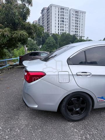 2024 Proton SAGA 1.3 PREMIUM Direct Owner-6km - 5