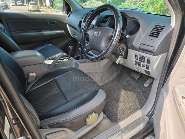 2010 Toyota HILUX 3.0 G DOUBLE CAB (A) 4X4 - 3
