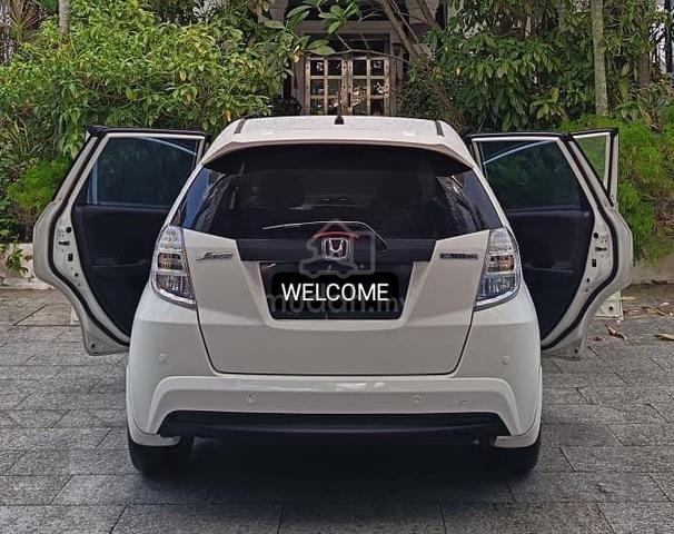 2014 Honda JAZZ 1.3 (A) UNTUNG SIKIT JUAL - 4