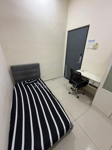 Single Room And Middle Room at Lavender Residences Bandar Sungai Long 1