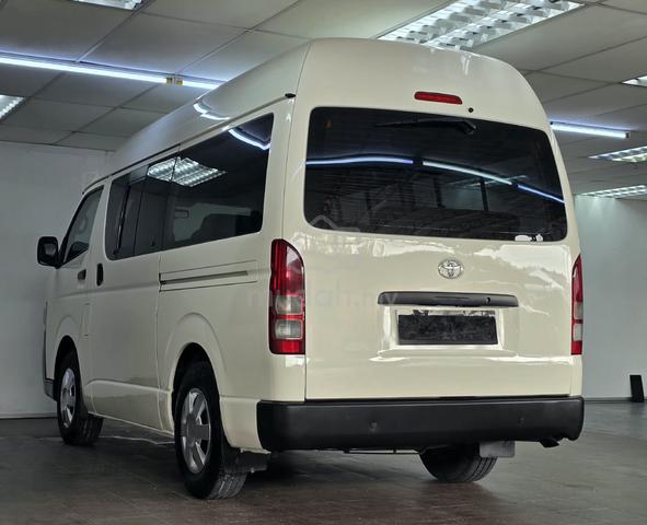 2013 Toyota HIACE 2.5 FACELIFT (M) WINDOW VAN 11S - 3