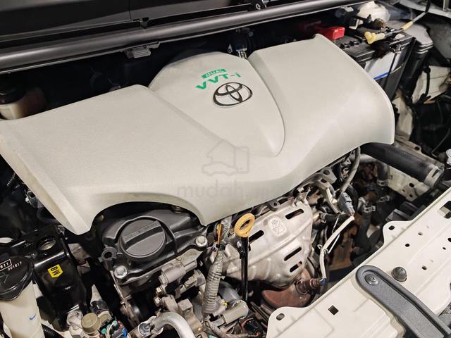 2017 ToyotaSienta V-Spec1.5(A)B/ListBolehLoanKedai - 4