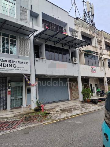 ​[DIRECT OWNER] 3-Storey Shoplot Seksyen27 Hicom Town Center 1