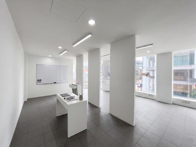Corner Unit High Visibility Shop/Office Level 1 at Jalan Bukit Bintang 1
