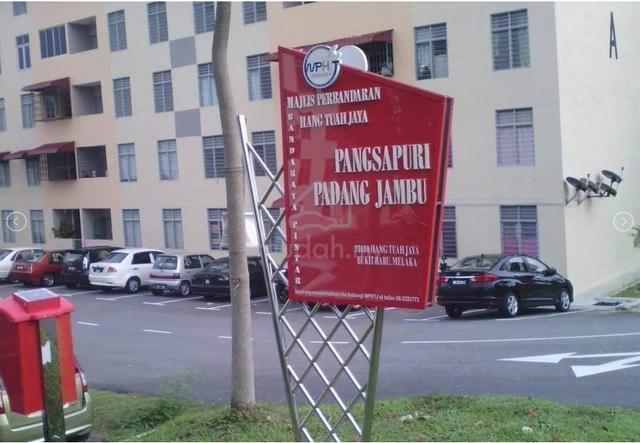 Pangsapuri Padang Jambu 1