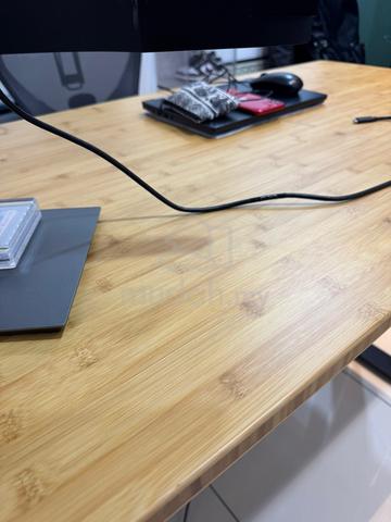 Height adjustable study table - photo 3 of 6