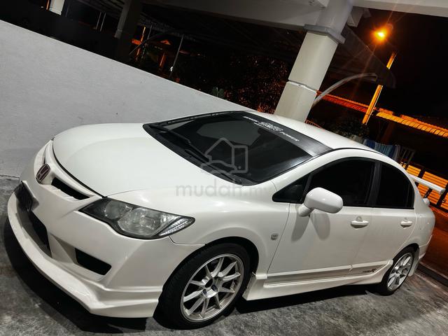 Honda CIVIC FD 1.8 i-VTEC (A) - 3