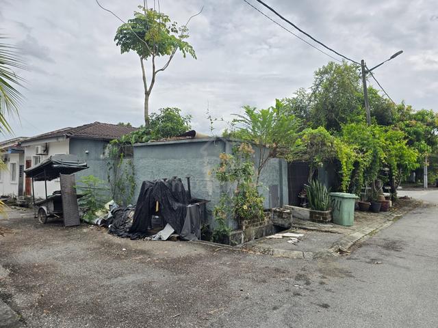 Single Storey House Corner At Taman Meru Perdana, Chemor, Perak. 5